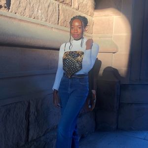 Meet your Posher, Cierra